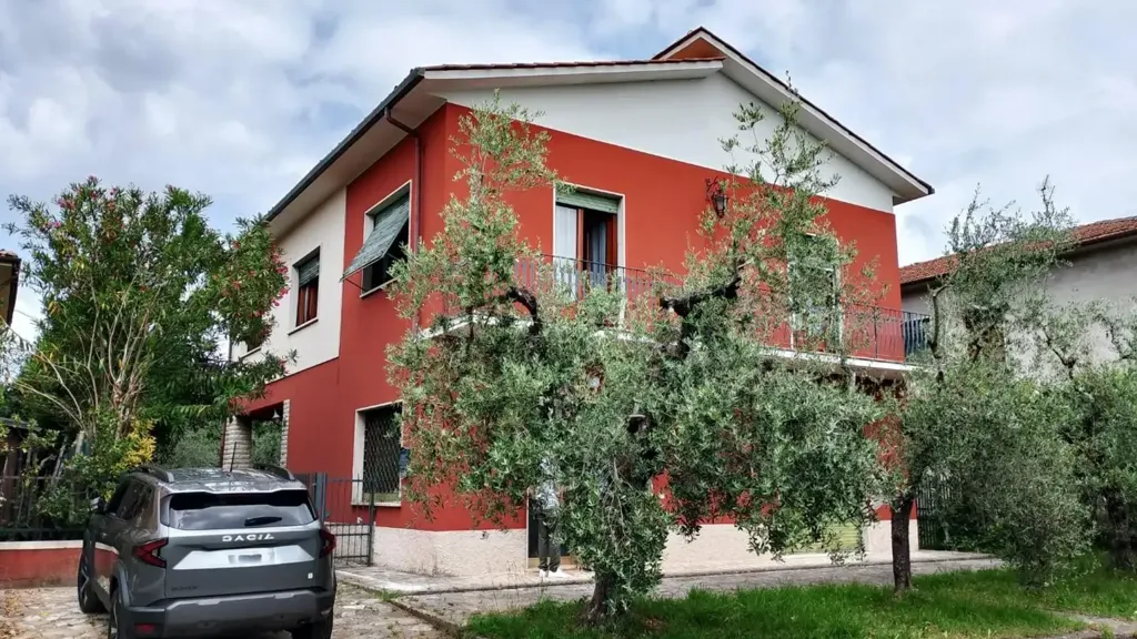Välivaade - Villa with Garden in Moriano, Lucca