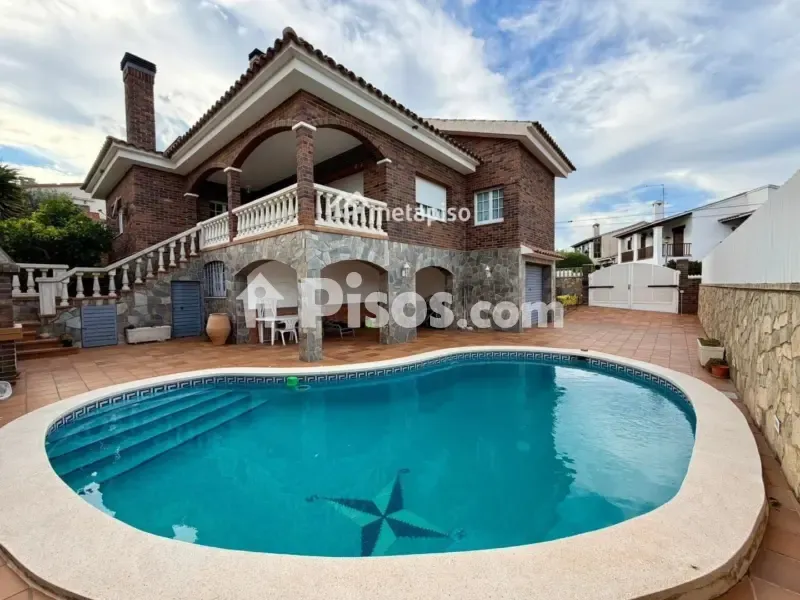 Piscine - Chalet with Pool in El Vendrell