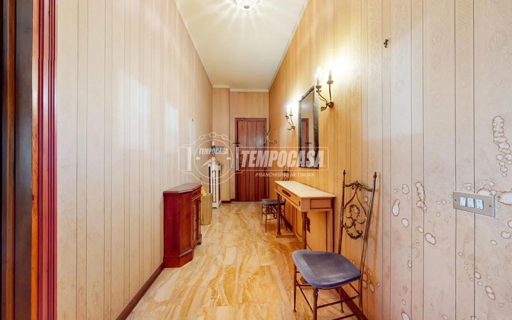 Entrée - 2-Bedroom Apartment with Balcony in Mantua