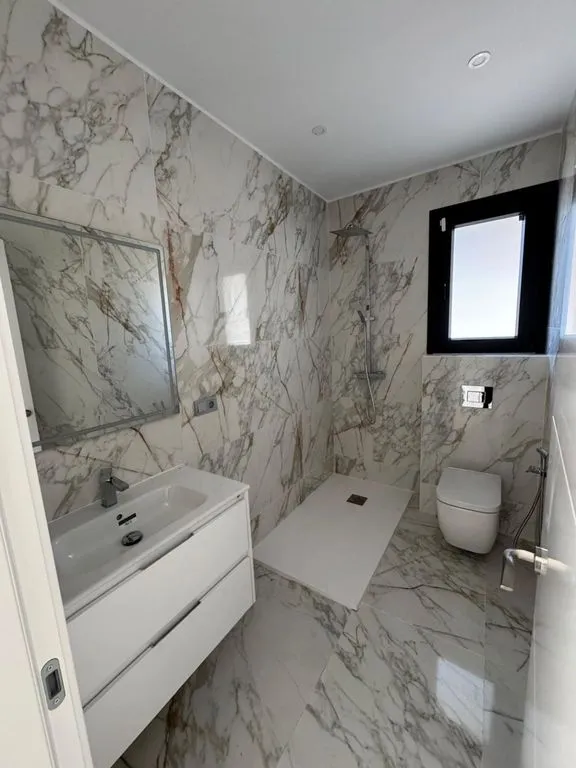 Vannitoad - Luxury Villa with Pool in Torrevieja