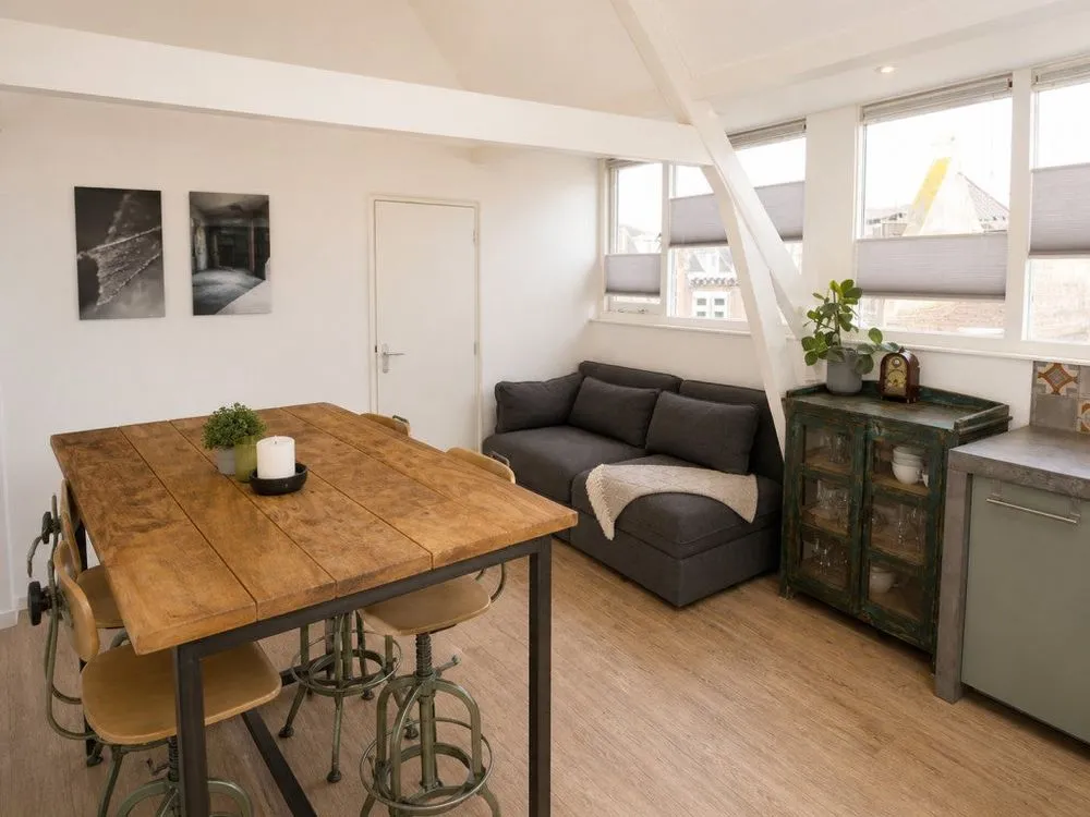 Söögituba - Furnished Apartment with Balcony in Rotterdam