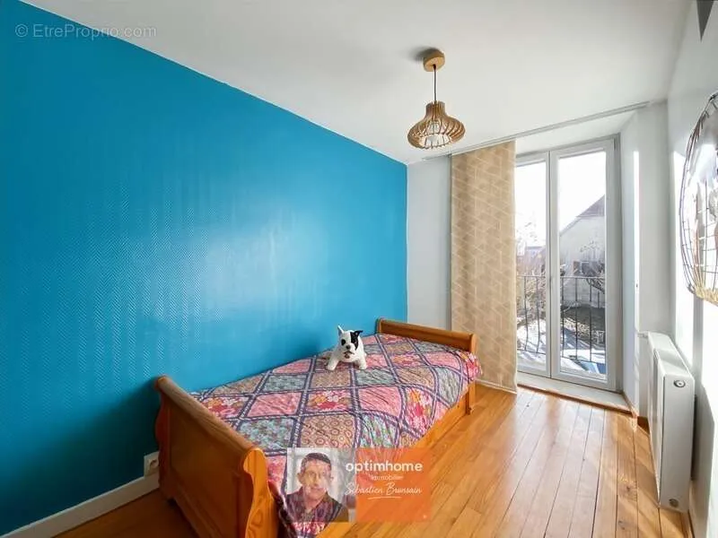 Magamistoad - Atypical Apartment with Large Volumes in Dole