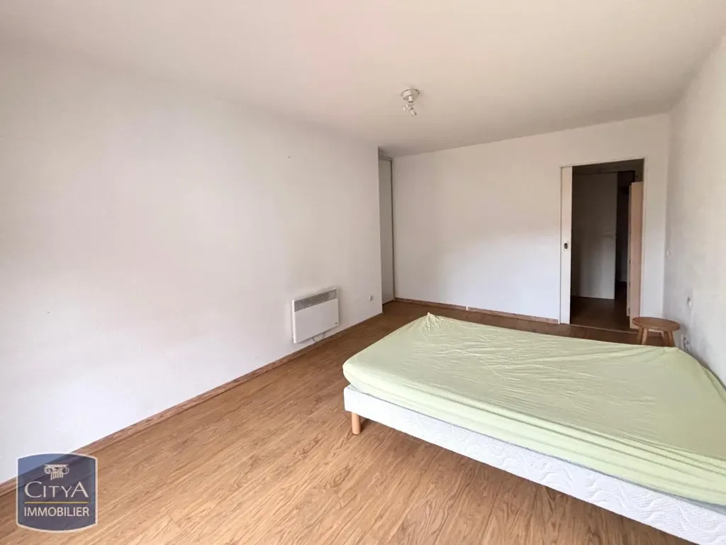 Chambres - Appartement Meublé 4 Pièces avec Balcons à Strasbourg