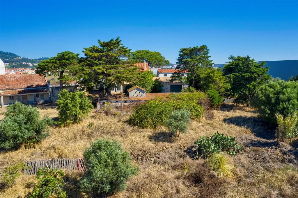 Aed - Development Land in Albarraque, Sintra