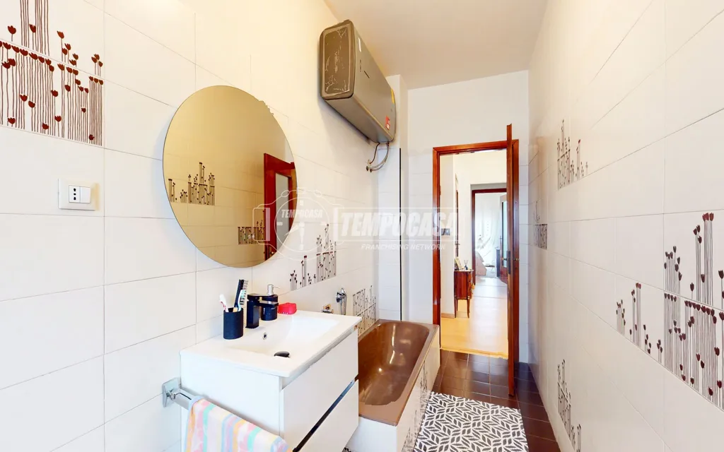 Salles de bain - Ristrutturato Appartamento con Balcone in Piazza Stampalia