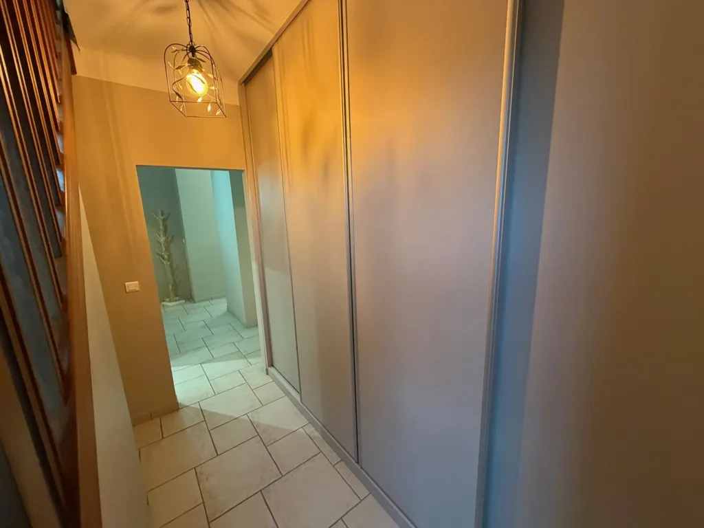 Entrée - Duplex avec Jardin et F2 Indépendant à Florange