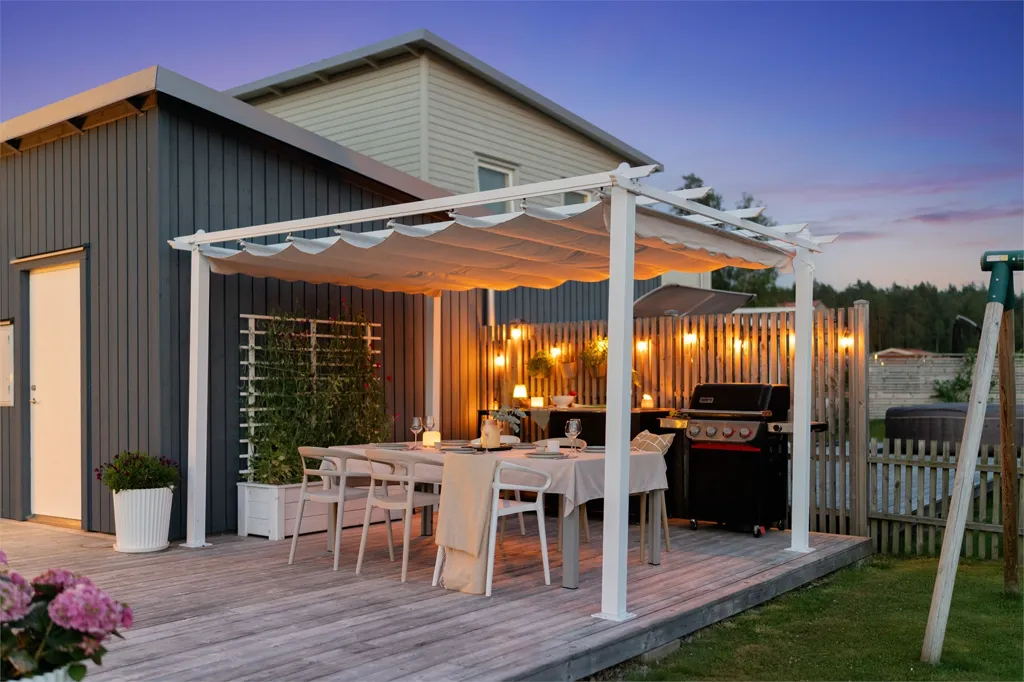 Terrace - Modern Villa with Garden in Sunny Location
