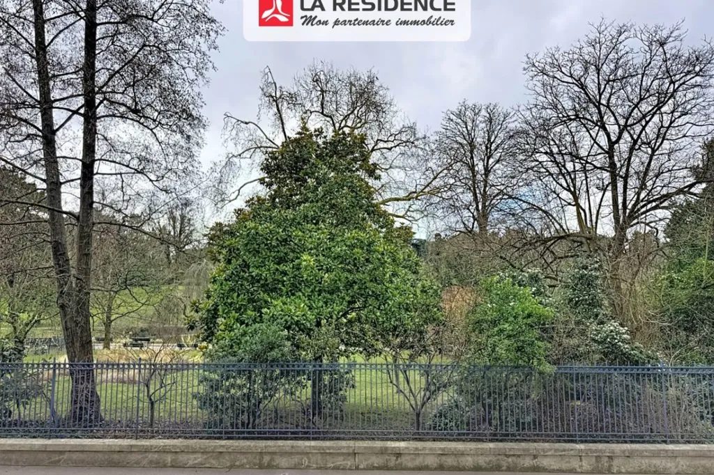Aed - Traversant Paris 14e with Park View