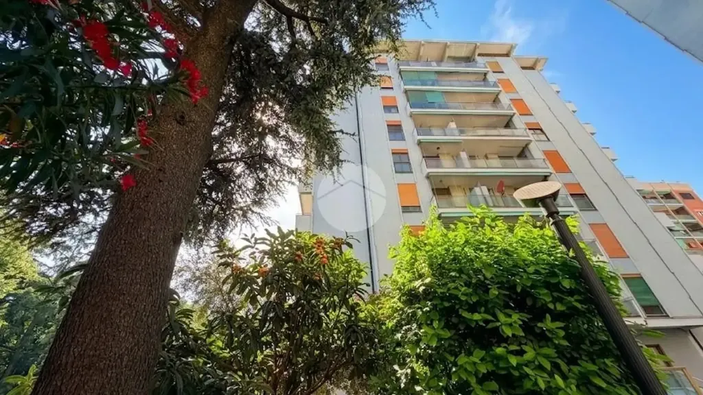 Extérieur - Bright Apartment with Panoramic View in Cologno Monzese