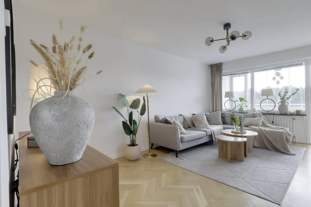 Living Room - Apartment with Balcony in Kortedala, Göteborg