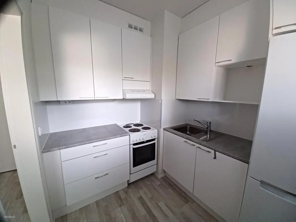 Köök - Modern Studio with Kitchenette in Hyvinkää