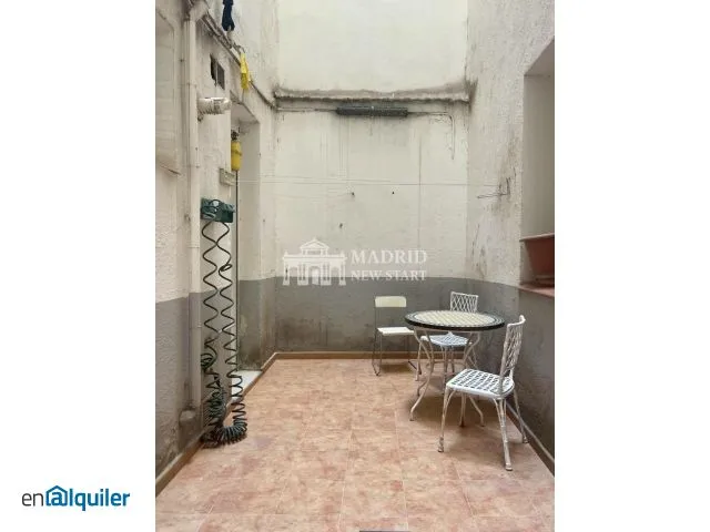 Aed - Fully Furnished Flat with Patio in Chamberí