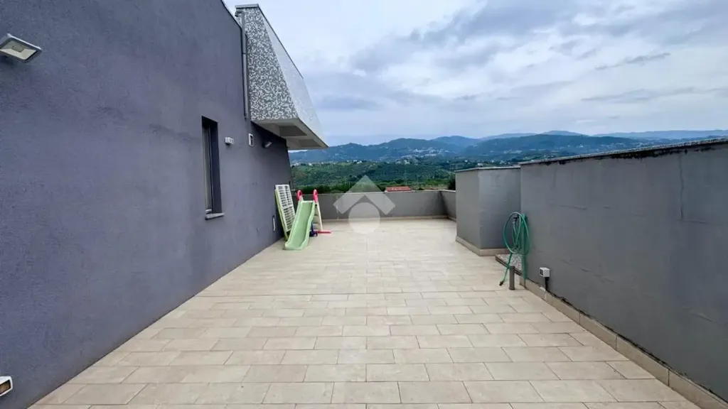 Terrasse - Panoramic Penthouse with Terrace in Commenda, Rende