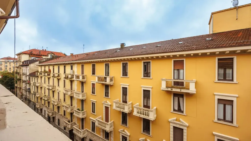Balcon - Period Apartment with Balcony in Turin