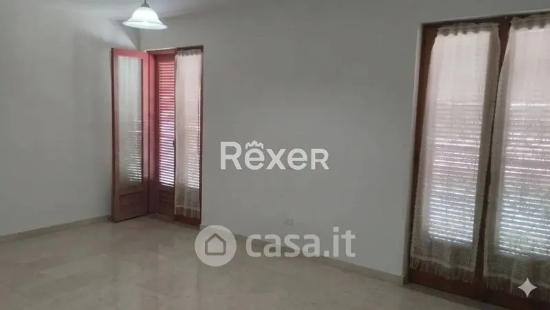 Toad - Apartment with Shop in Latronico