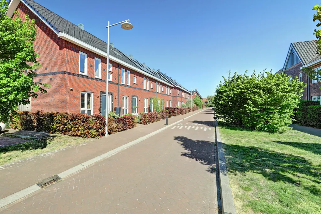 Välivaade - Modern Hoekwoning with Garden in Kernhem