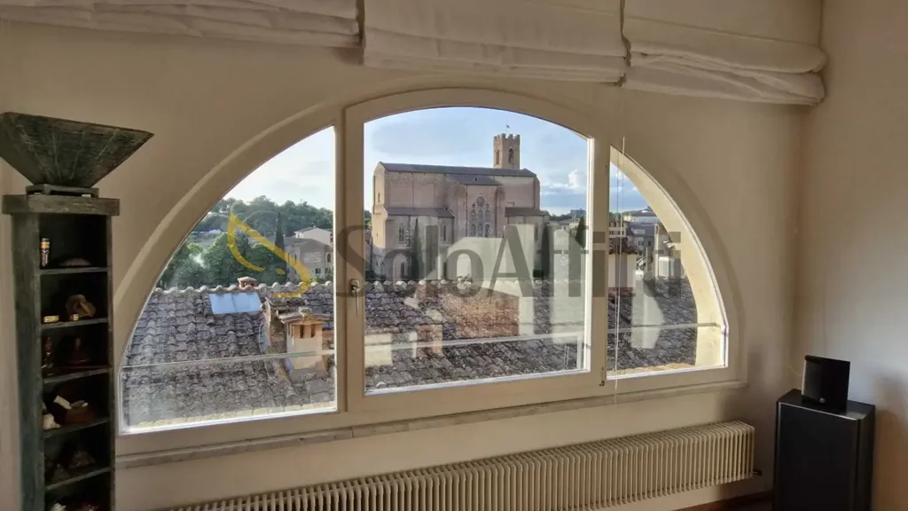 Elutuba - Armed Apartment in Siena's Historic Centre