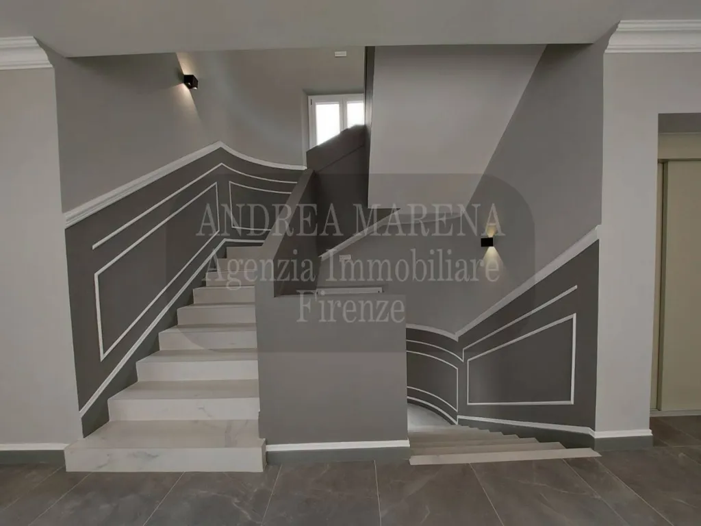 Pièces - Fully Furnished Flat with Balcony in Florence