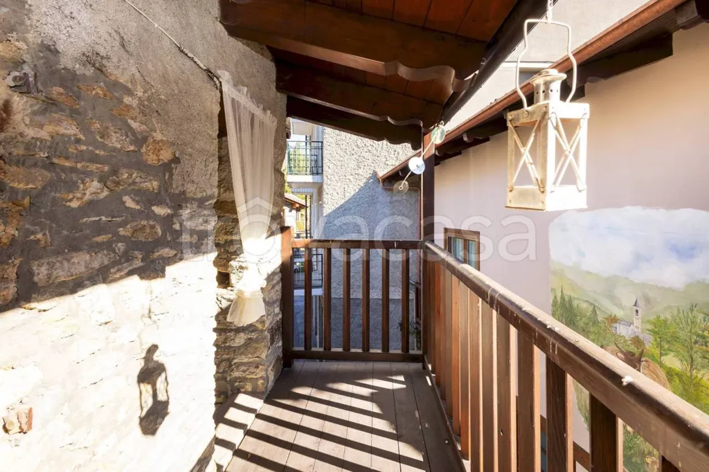 Balcon - Rustic Mountain Chalet with Courtyard in Sampeyre