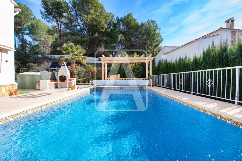 Piscina - Mediterranean Villa with Sea Views in Benissa Costa