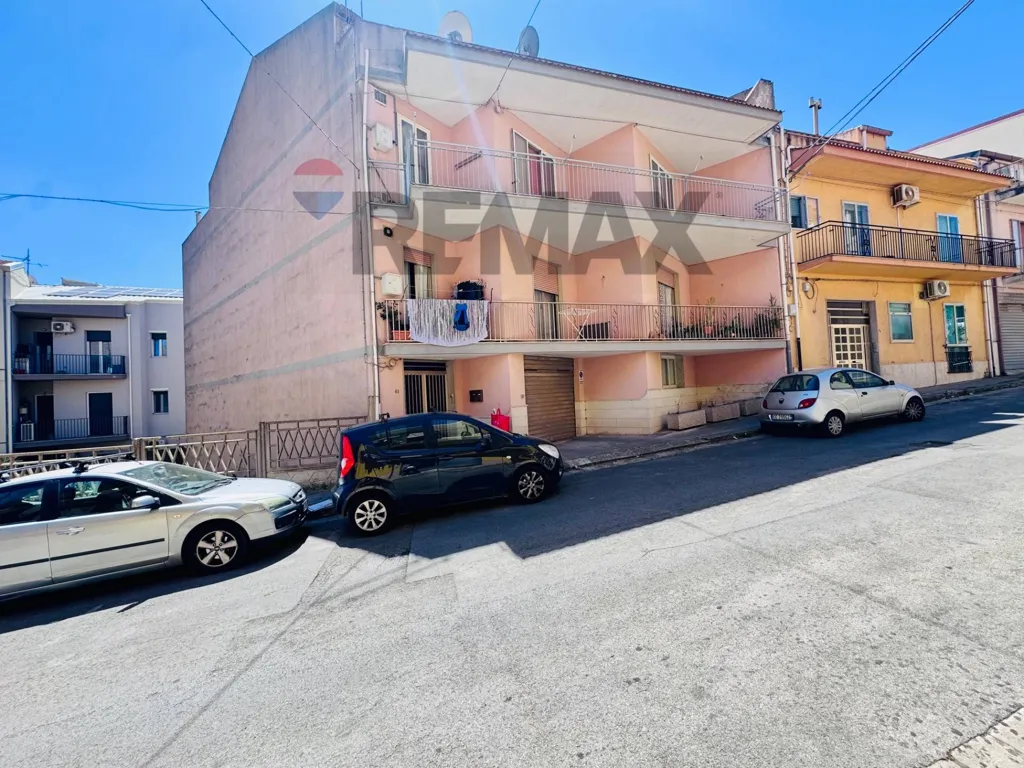 Extérieur - Spacious Apartment with Balcony in Ragusa