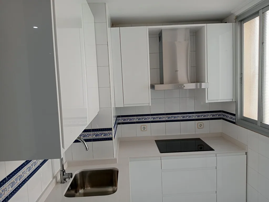 Cuisine - Spacious Apartment with Terrace in La Florida