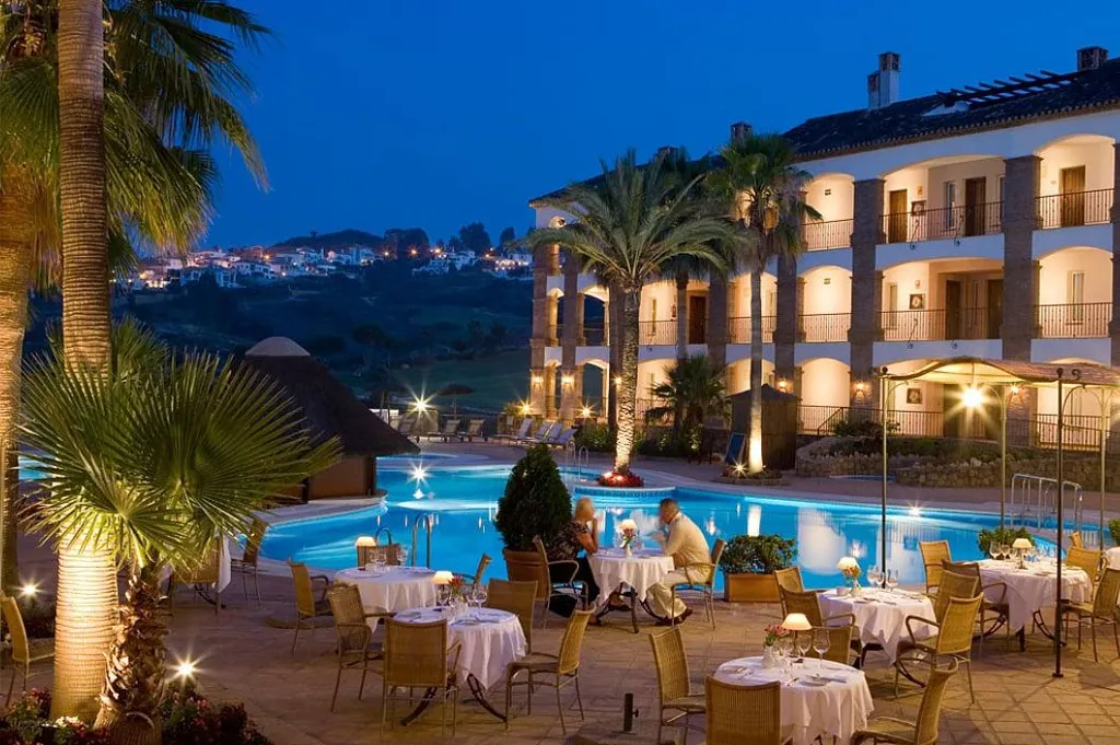 Piscine - Frontline Golf Villa with Panoramic Views in Mijas Golf