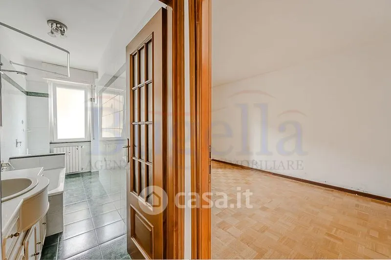 Salles de bain - Apartment with Balcony in Cossato