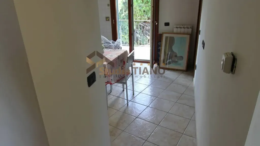 Esik - Bifamiliare Villa with Garden in Rende