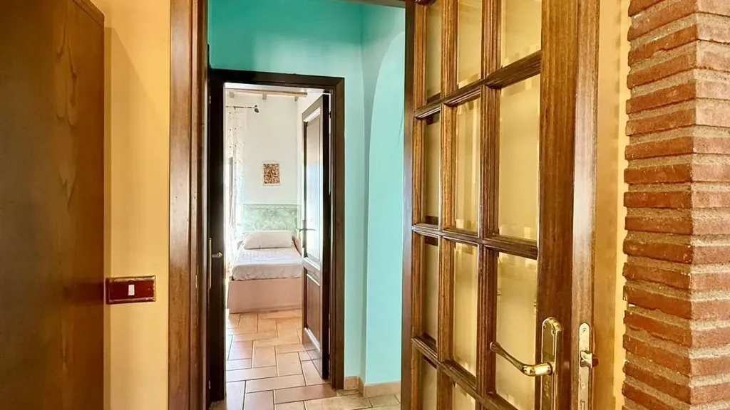 Entrée - Rustic Apartment with Panoramic View in Baschi