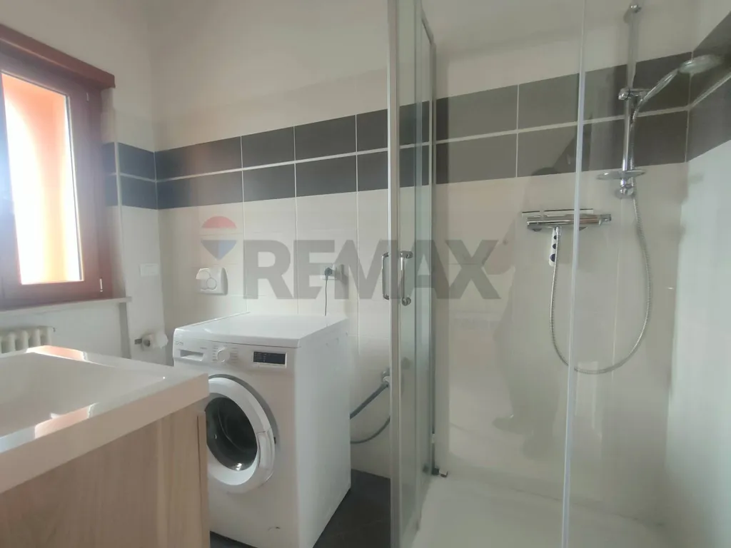 Vannitoad - Modern Apartment with Balcony in Scoppito