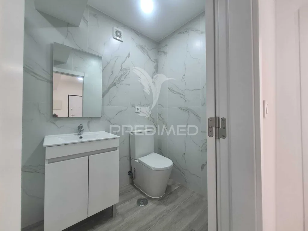 Vannitoad - Duplex Apartment with Sea View in Costa da Caparica