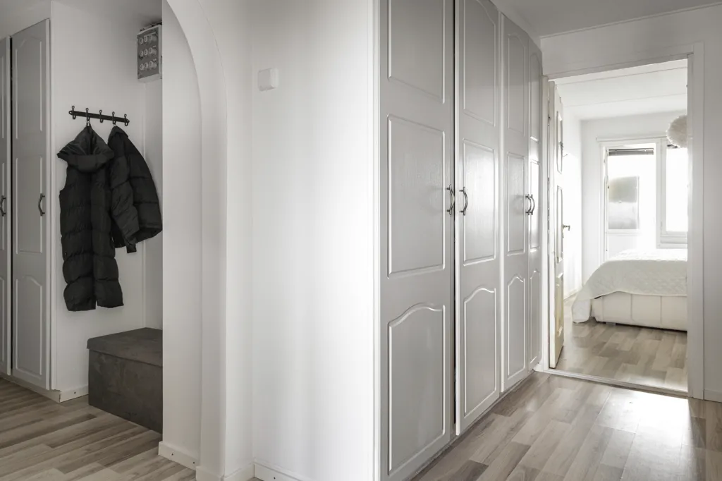 Pièces - Apartment with Balcony and Malmö View in Gavl