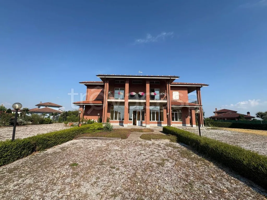 Extérieur - Bifamiliar Villa with Commercial Space in Fossano