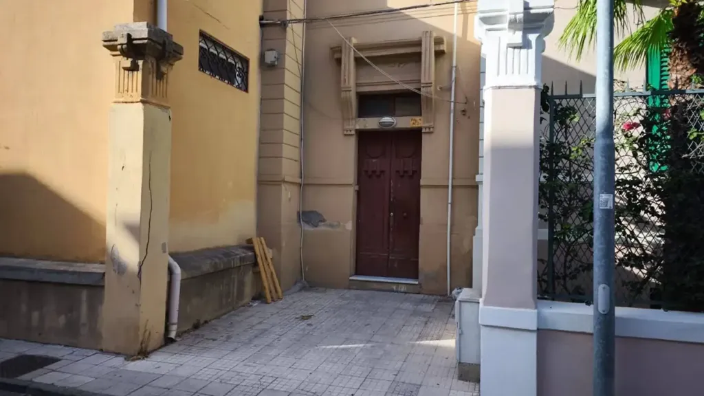 Välivaade - Modernised Two-Bedroom Apartment in Messina