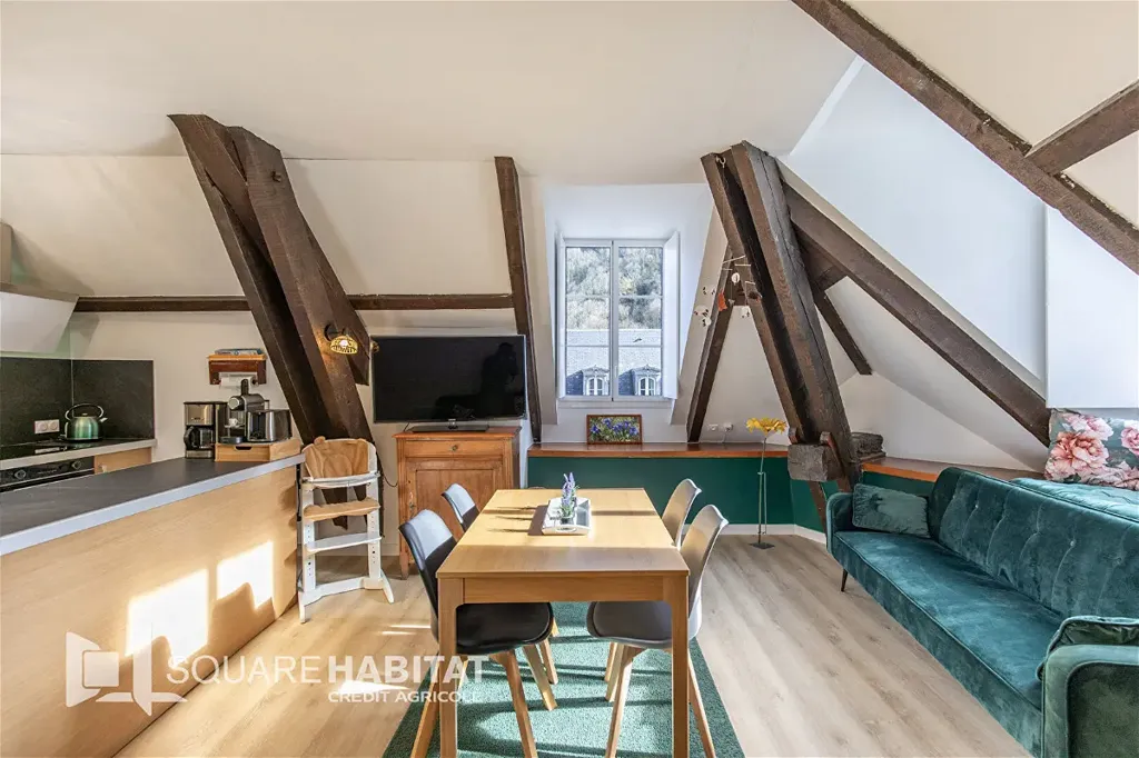 Salle à manger - Appartement avec vue montagne à Cauterets