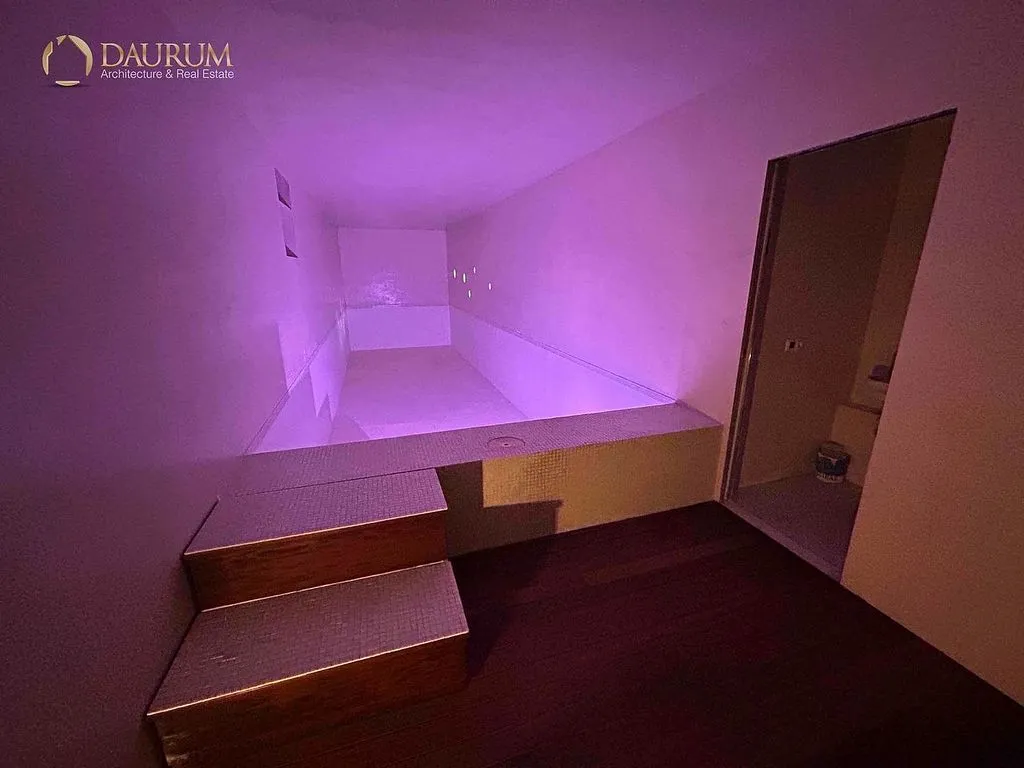 Toad - 6-Bedroom Chalet with Pool in Puerto de la Torre