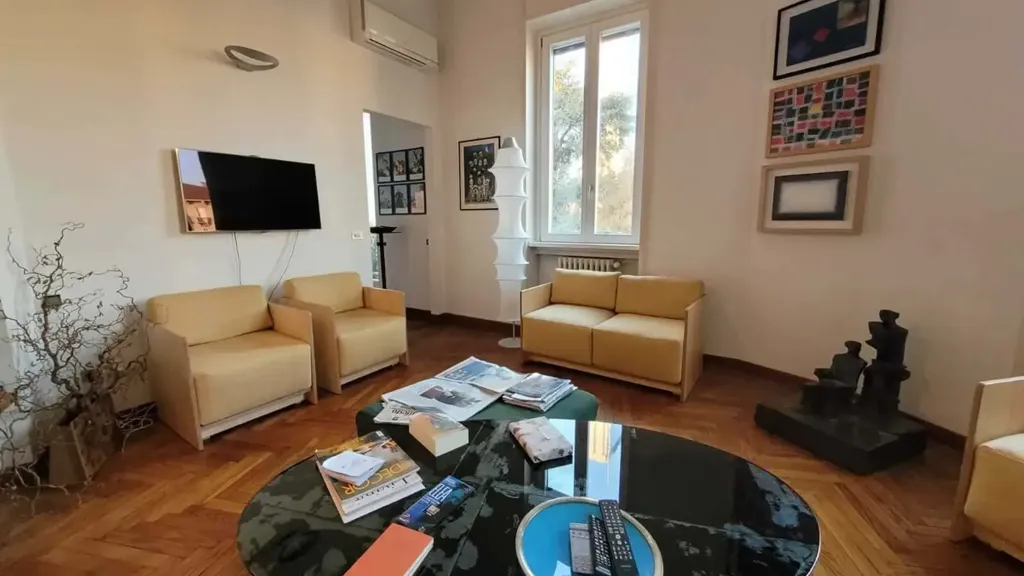 Séjour - Studio Apartment with Balcony in Milan