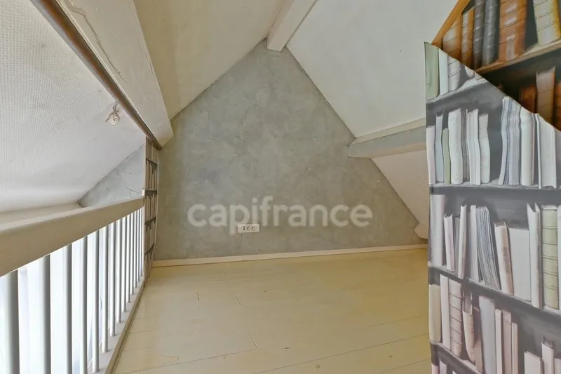 Toad - Charming Flat with Terrace in Maurecourt