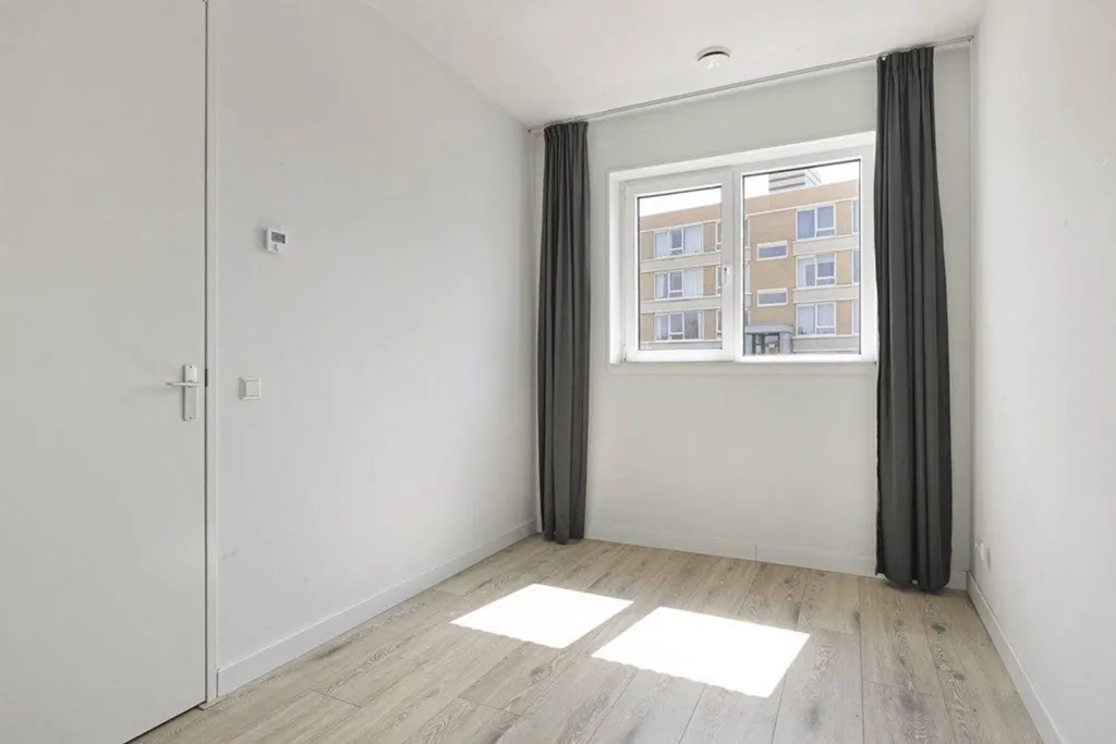 other_room