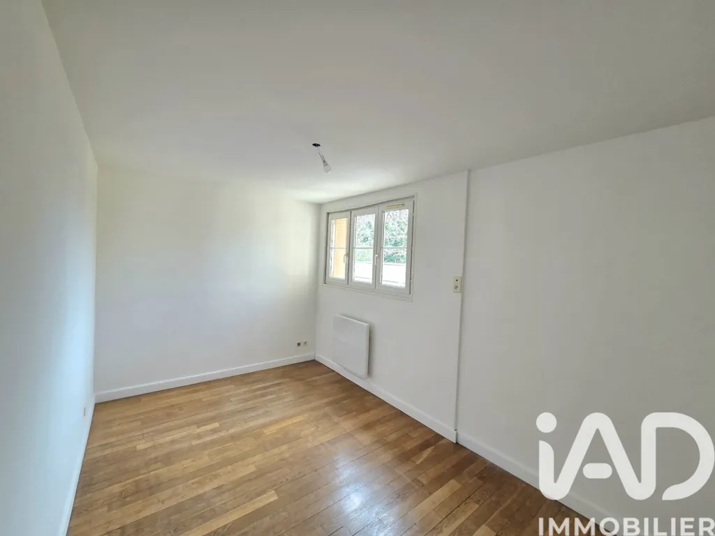 Toad - 1-Bedroom Apartment with Private Cellar in Troyes