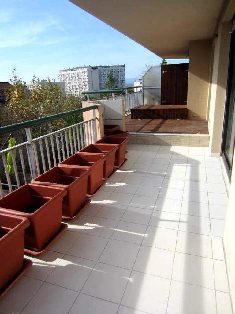 Balcone - Apartment with Terrace and Balcony in Croix Rousse