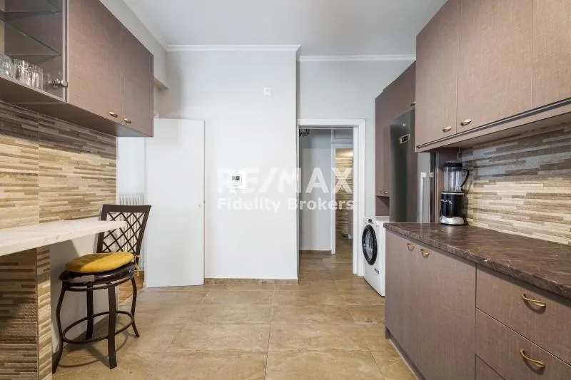Köök - Apartment with Balcony in Ano Glyfada