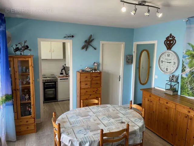 Sala da pranzo - Bright 1-Bed Apartment with Parking near Ocean
