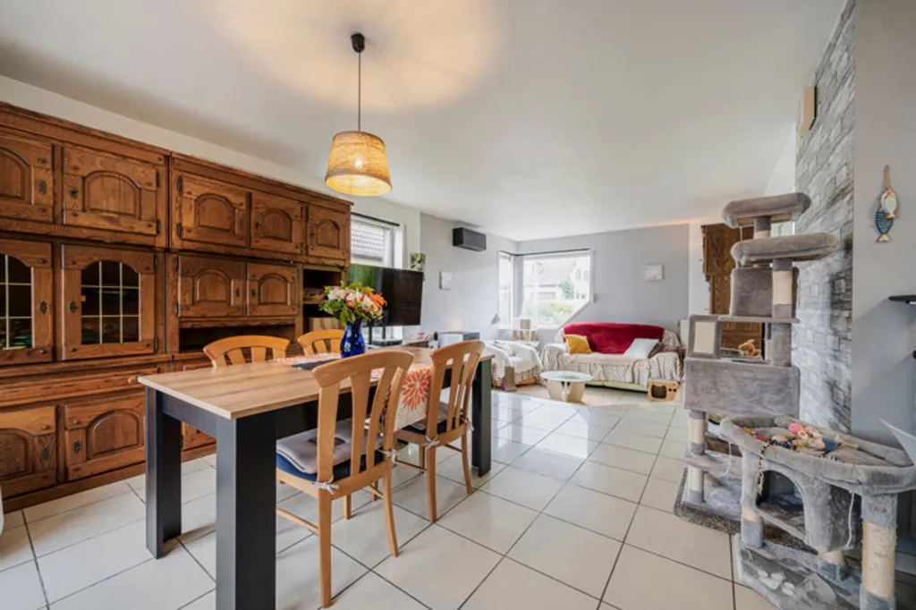 Maison 2 chambres à Chatelet