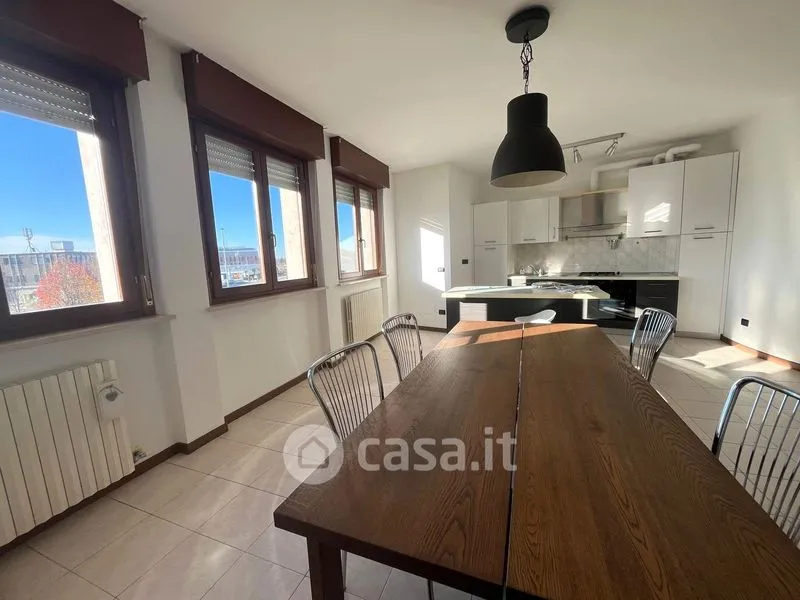 Salle à manger - Trilocale with Balcony in Central Legnago