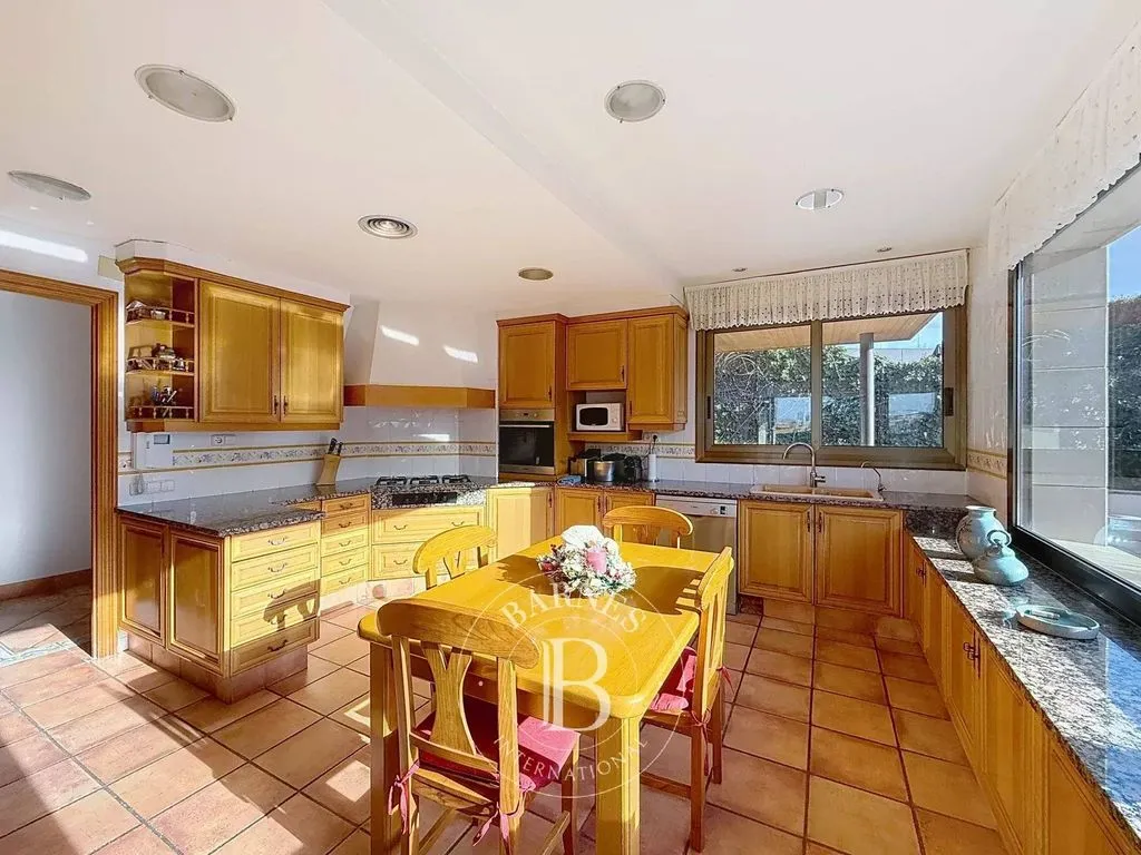 Köök - Luxury Villa with Pool in El Masnou
