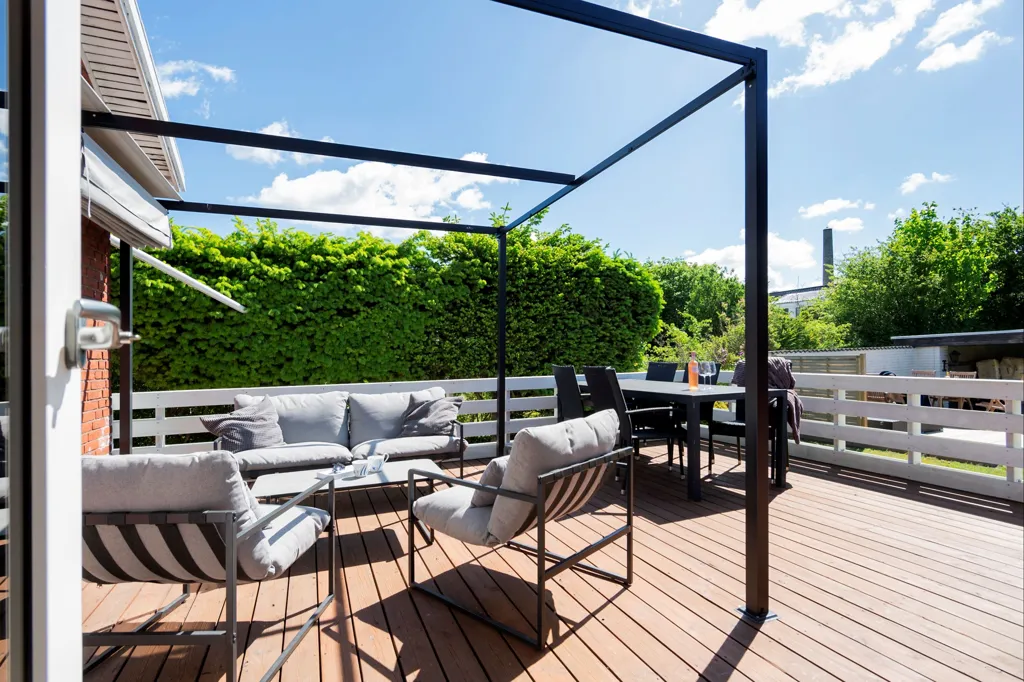 Terrasse - Modernised Villa with Terraces in Hedehusene
