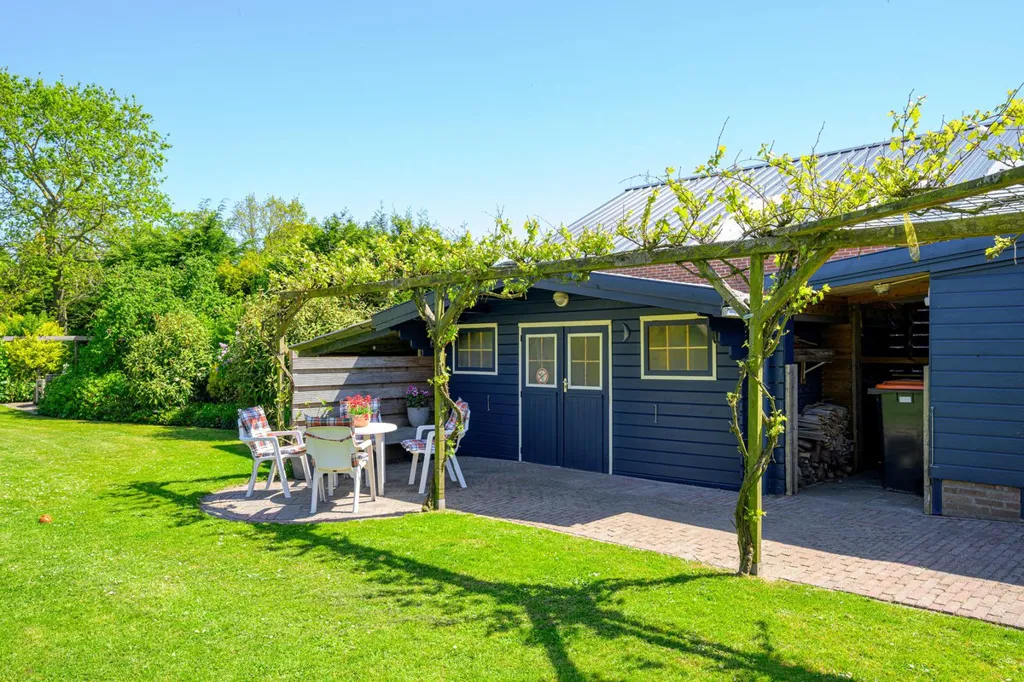 Terrasse - Spacious Detached House with Garden in Opperdoes