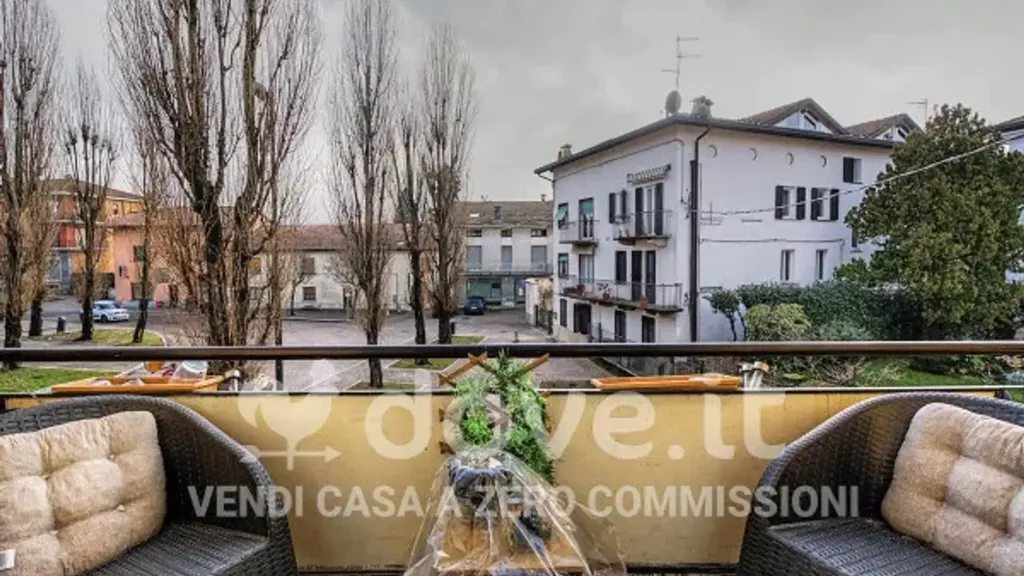 Rõdu - Trilocale with Balcony in Valmorea